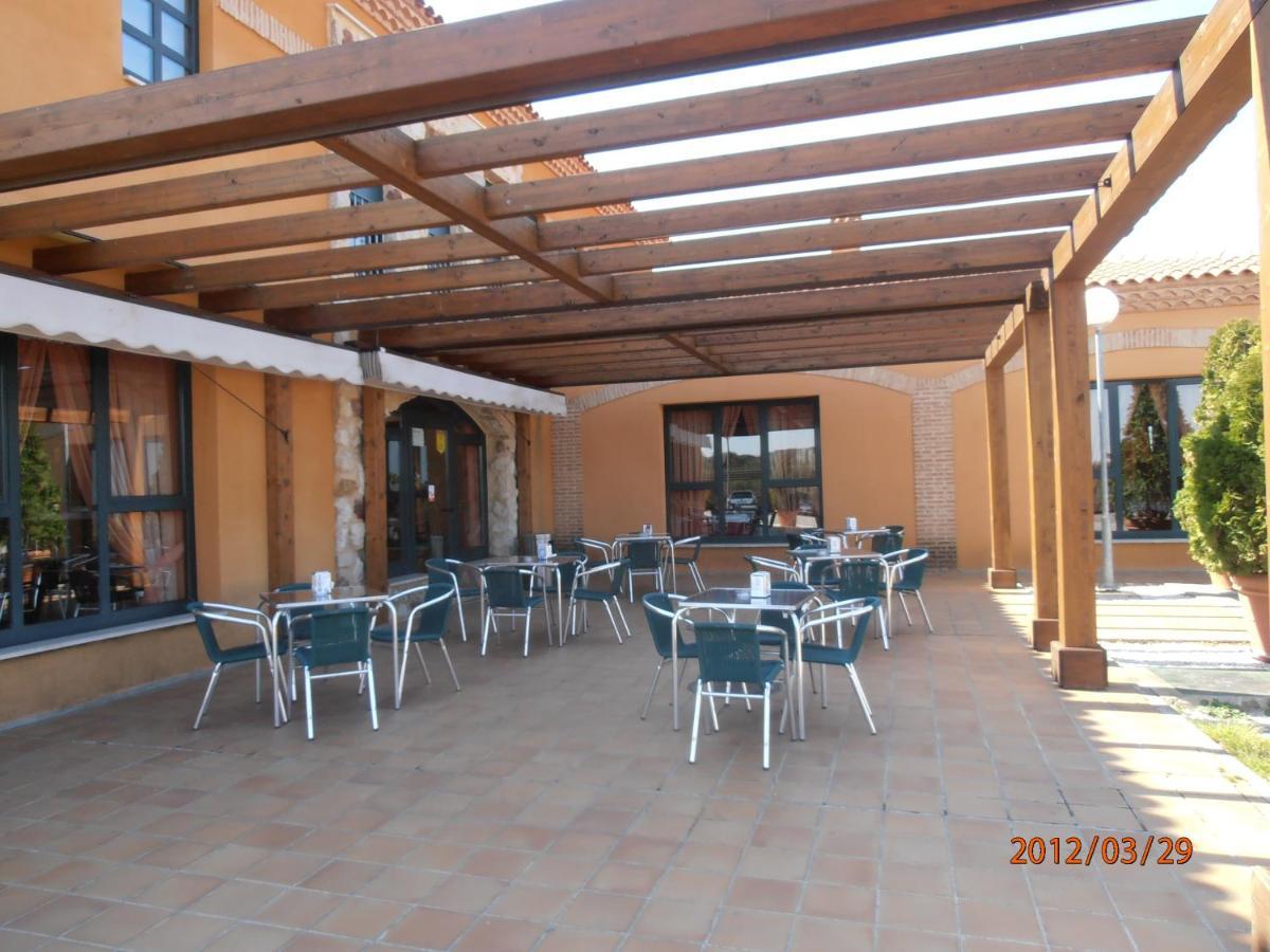 Hotel Canada Real Villalpando Exterior photo